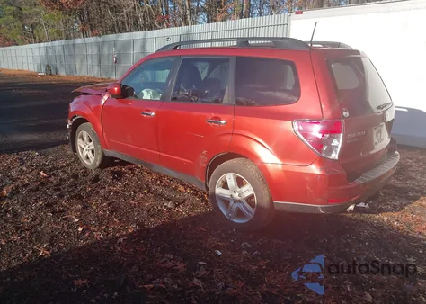 2010 Subaru Forester 2.5X Premium z USA, uszkodzony, nr VIN JF2SH6CCXAH778997